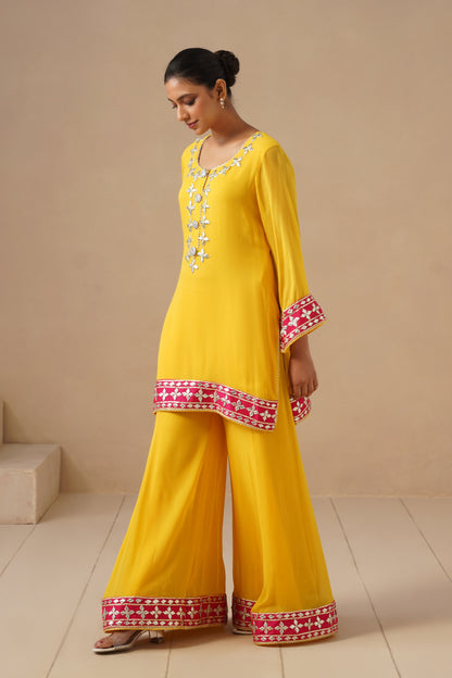 Georgette Sharara with Gota work (Potli Optional)