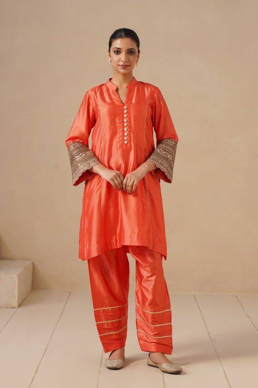 Russian Silk with Antique Border and Salwar